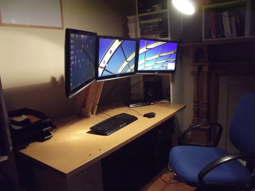 DIY Varifocal Triple Monitor Stand