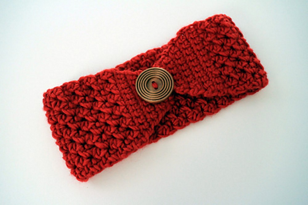 Crochet Buttoned Up Headband