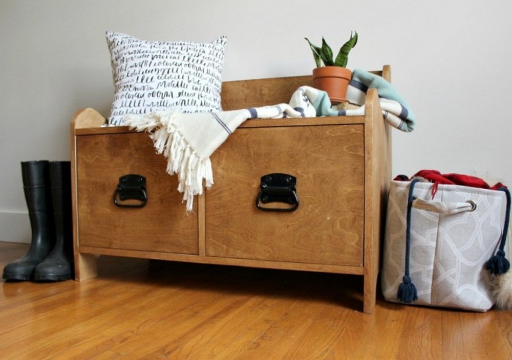 DIY Entryway Storage Bench