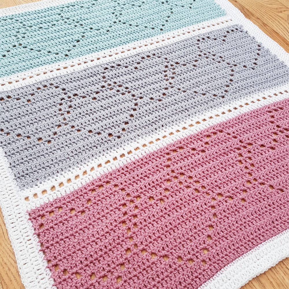 Free Crochet Linked Hearts Baby Blanket