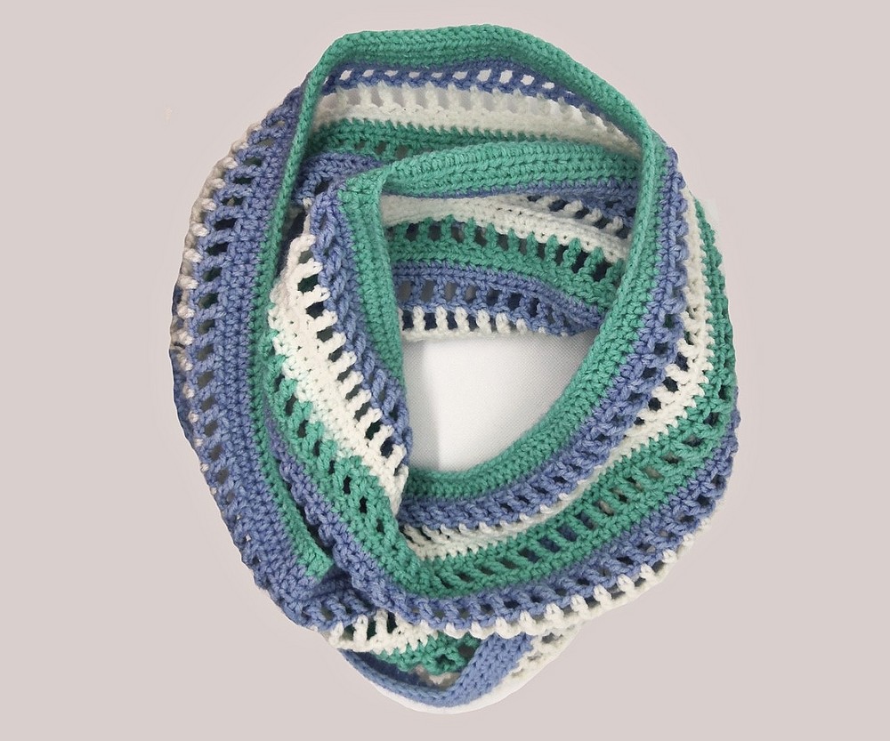 Free Crochet Treasure Yourself Infinity Scarf