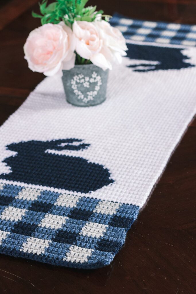 40 Free Crochet Table Runner Patterns For Decorations DIYsCraftsy