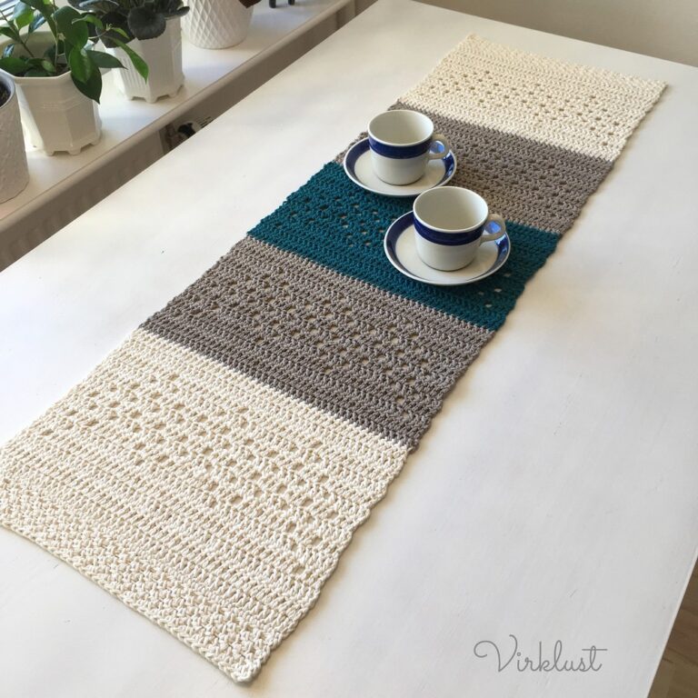 40 Free Crochet Table Runner Patterns For Decorations DIYsCraftsy