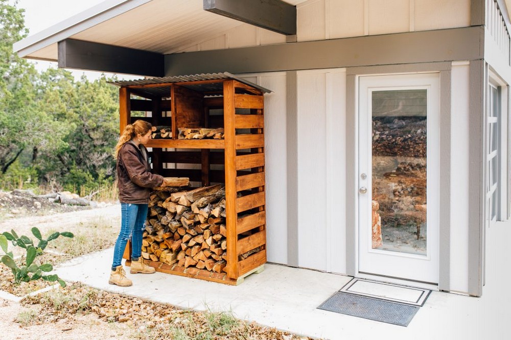DIY Best Outdoor Firewood Rack