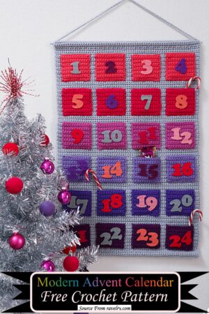15 Free Crochet Christmas Wall Hanging Patterns - DIYsCraftsy