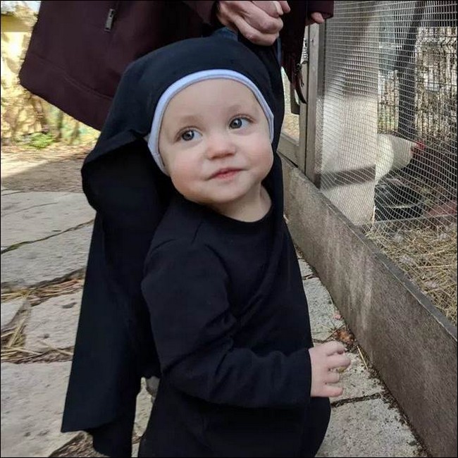 19 DIY Nun Costume Ideas DIYsCraftsy