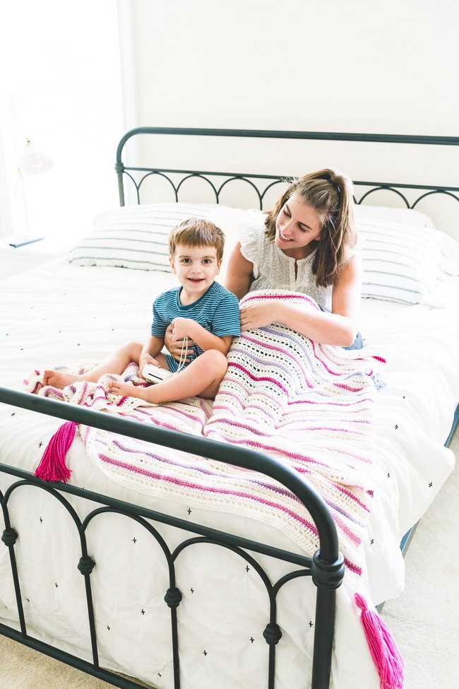 Crochet Cake Stripe Blanket