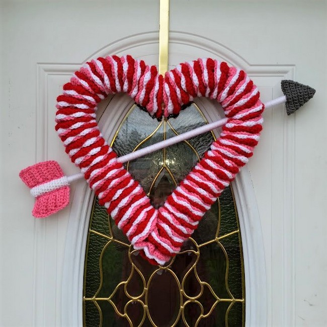 Crochet Valentine’s Day Wreath
