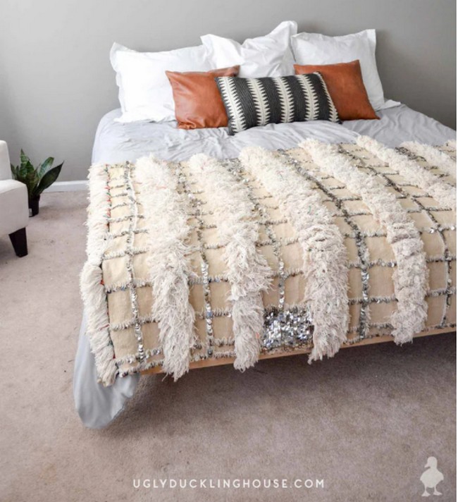 DIY Floating Bed Frame King Size