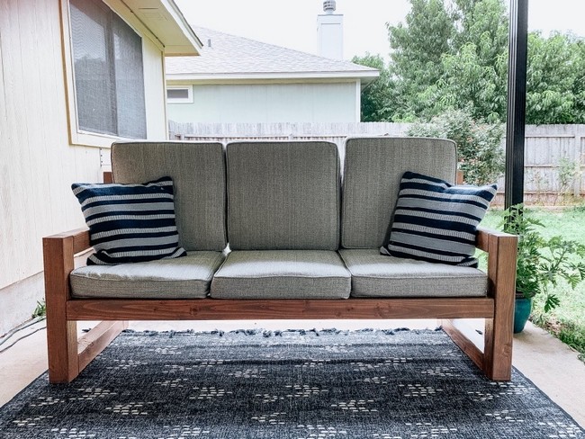 DIY Outdoor Couch