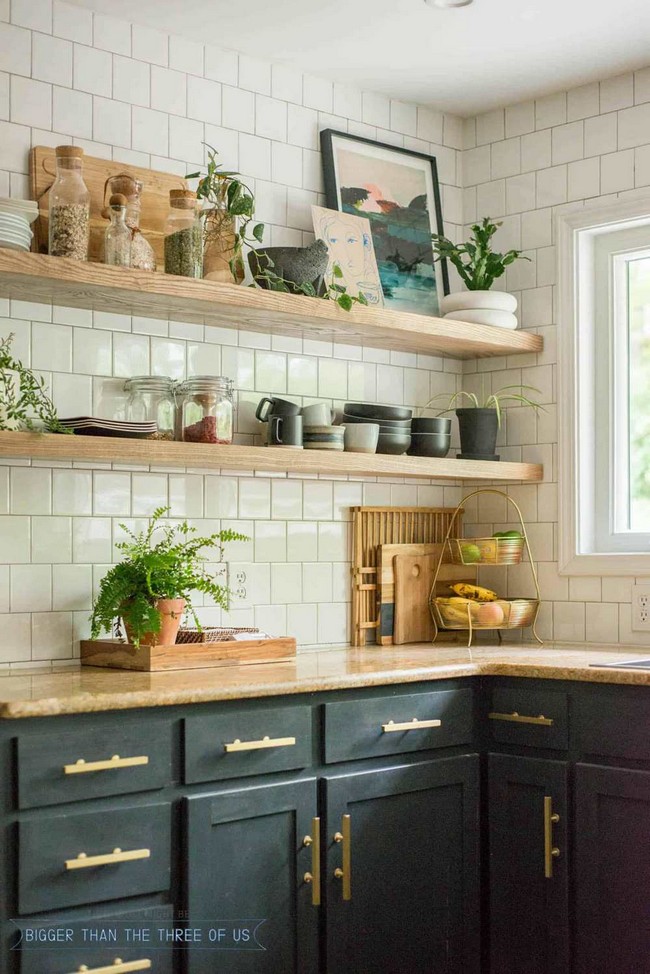 DIY Floating Shelf Idea