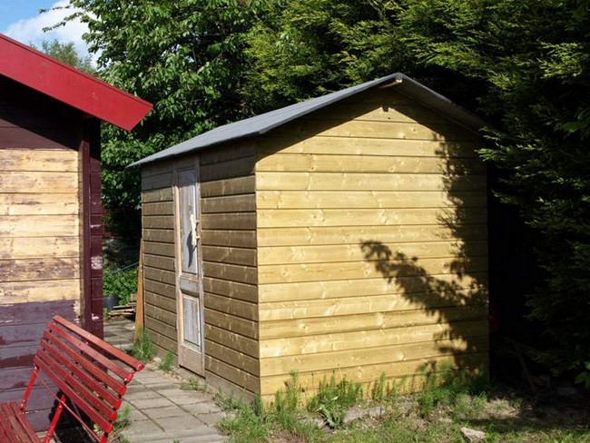 DIY Garden Tool Shed