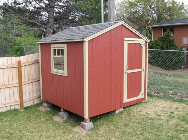 DIY Garden Tools Shed 1