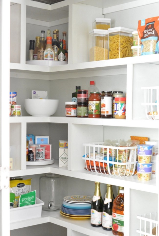 DIY Pantry Shelves