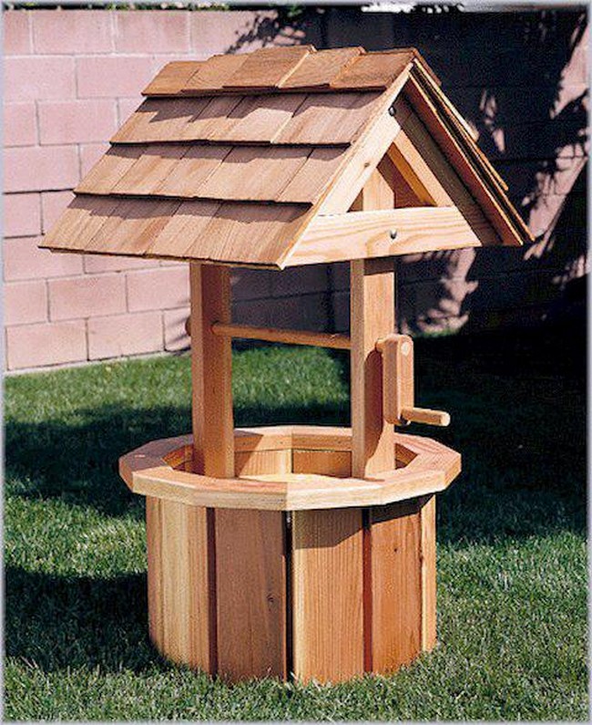 DIY Wishing Well 1