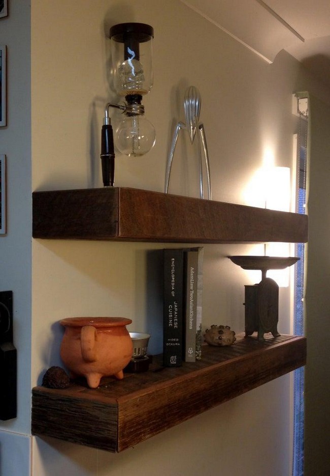 Low-Budget Kitchen Shelves