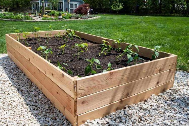 DIY Raised Garden Bed Plan 2