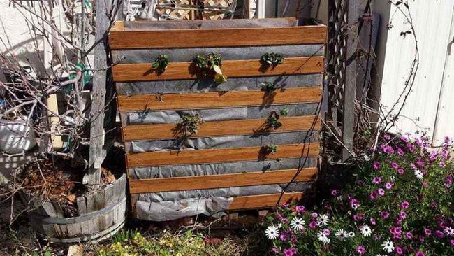 DIY Simple Vertical Strawberry Planter