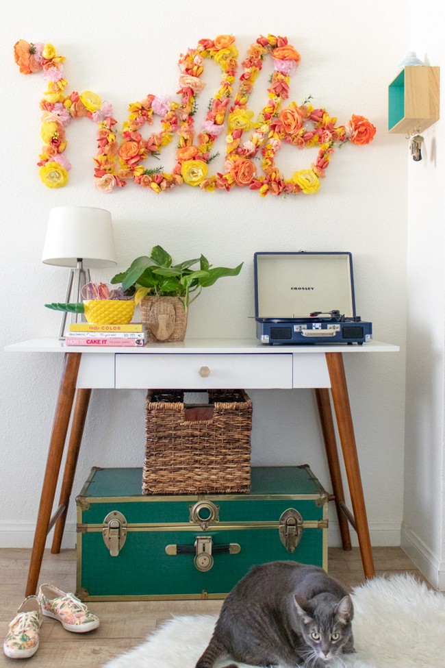 DIY Large Floral Word Art For Spring