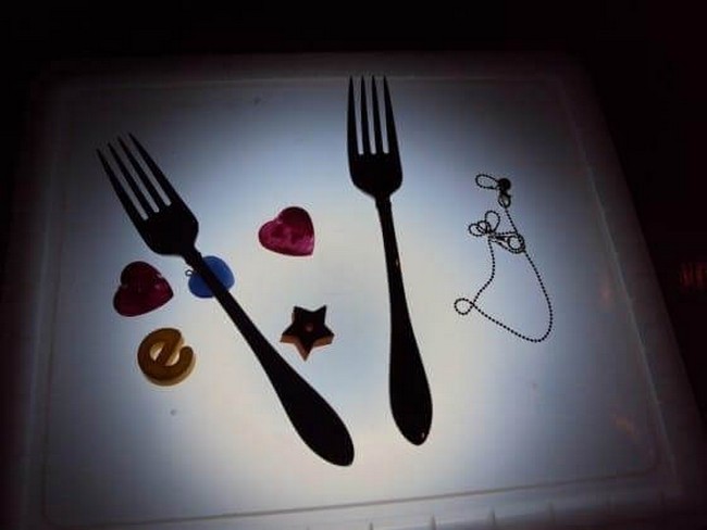 Homemade LIght Box Under $10