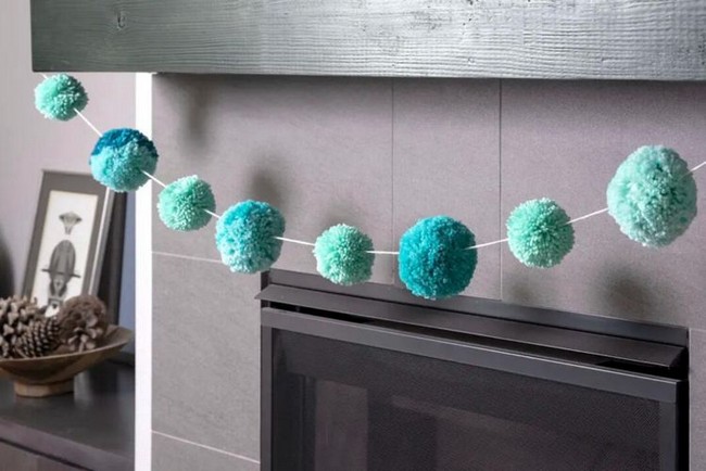 How To Make A Pom-Pom Garland