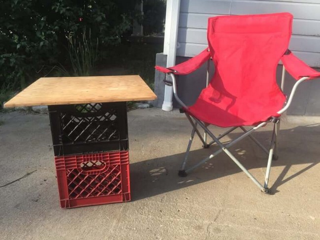 Milk Crate Table Top DIY