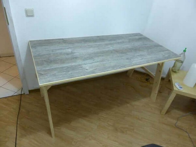Vinyl Flooring Table Top DIY