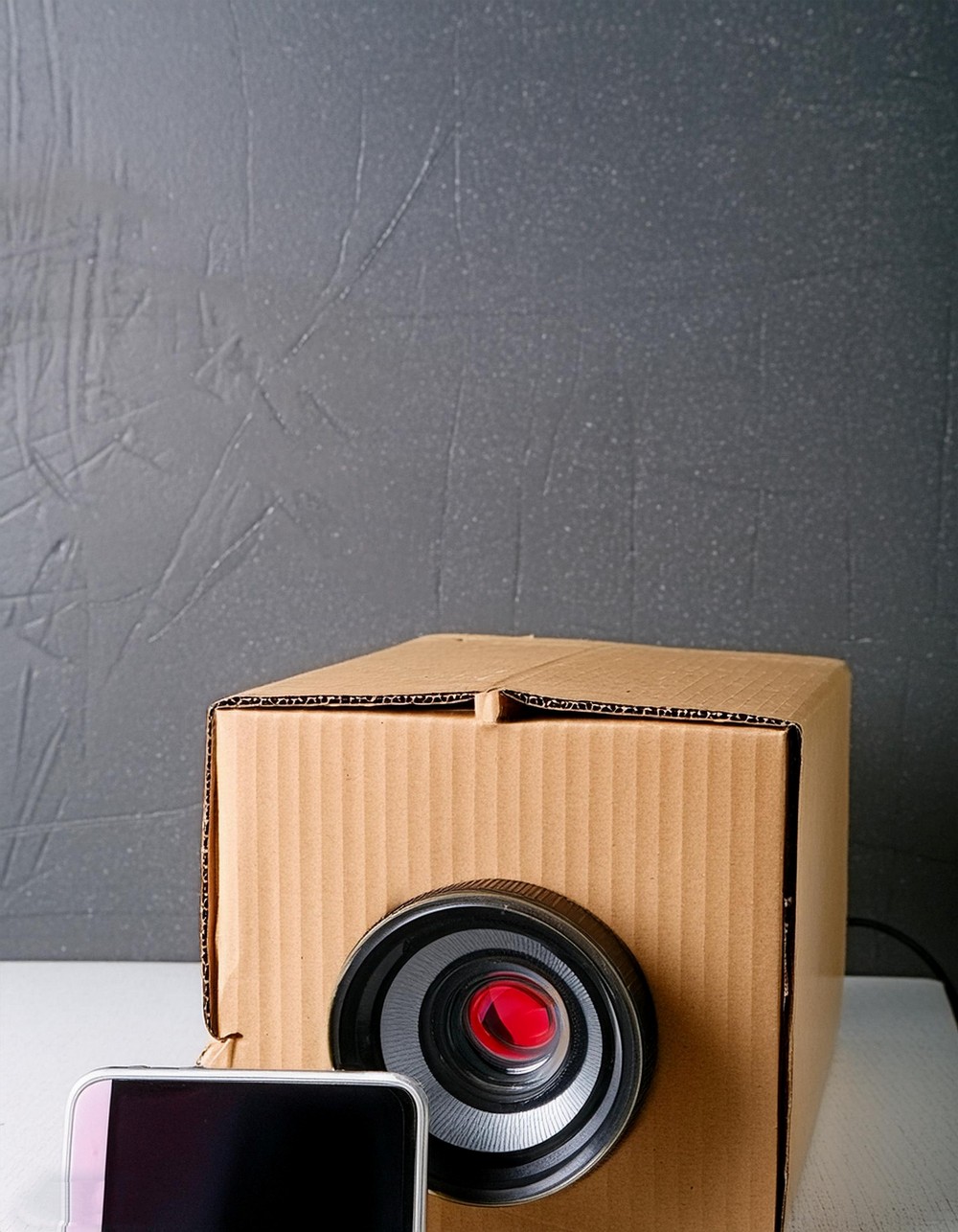 DIY Smartphone Projector