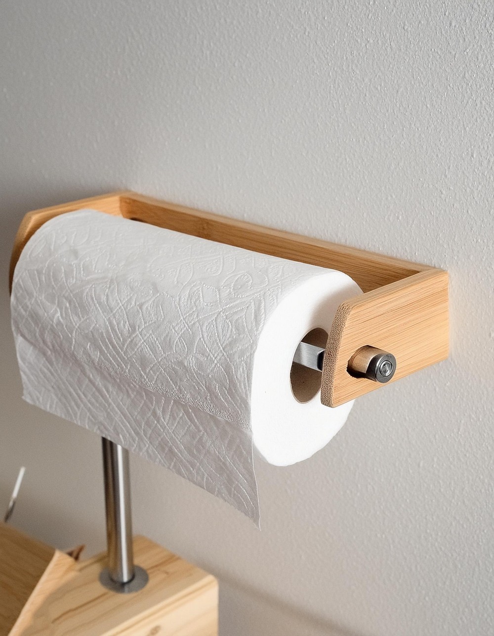 DIY Wooden Paper Towel Holder