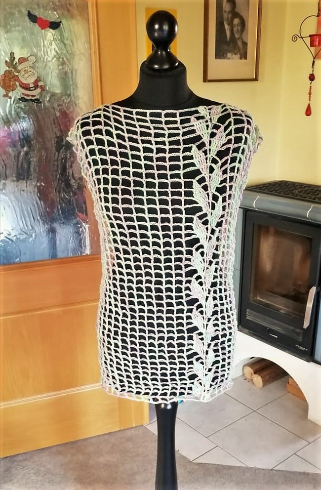 Netz Shirt Mit Blumenranke