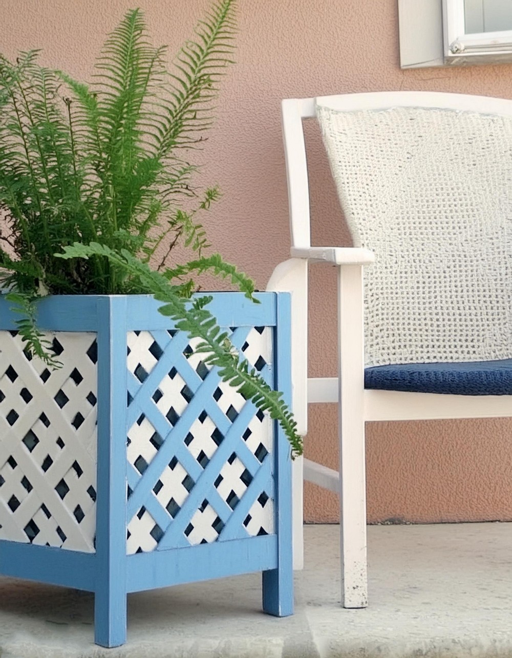 DIY Lattice Planter Box