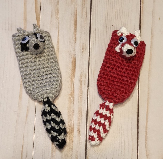 Red Panda And Raccoon Ice Pop Holder