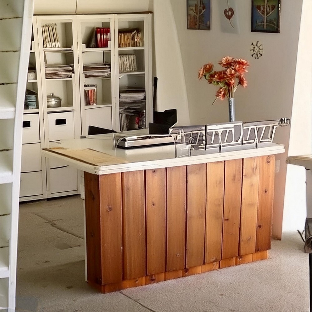 Studio Reception Desk