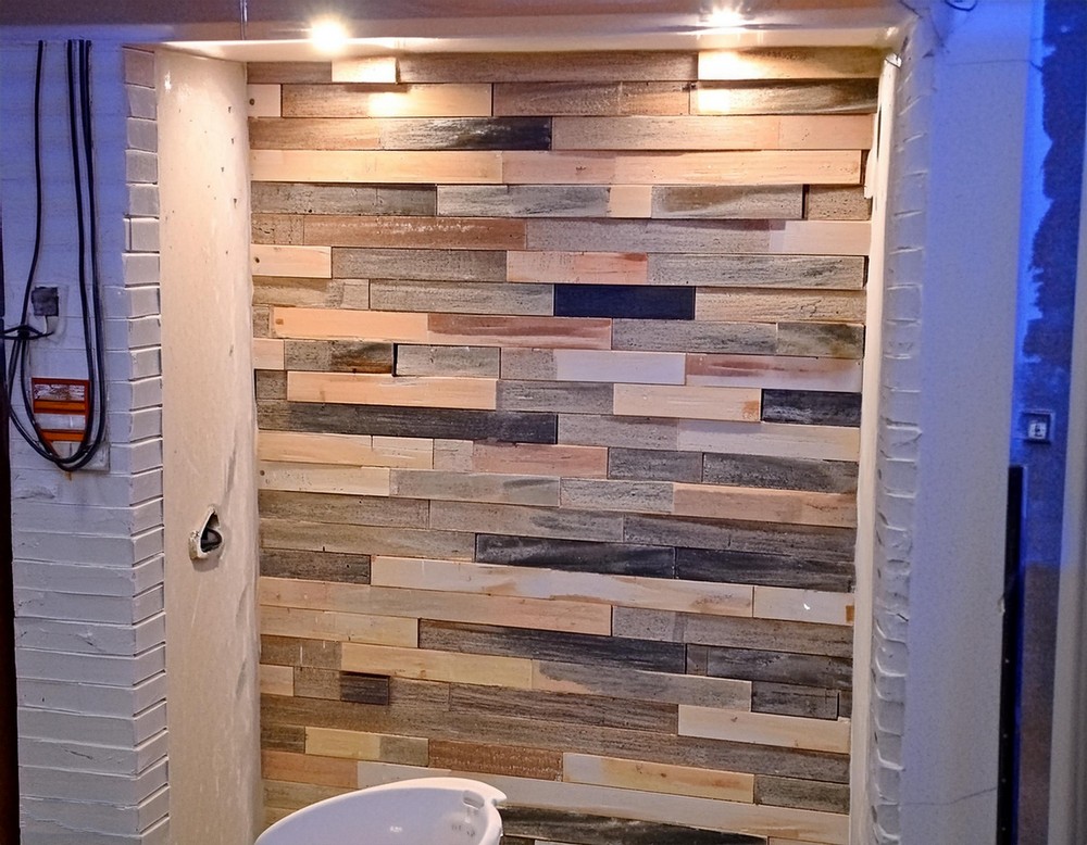 DIY Mixed Wood Wall