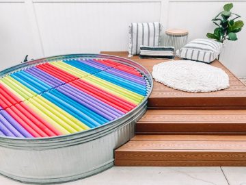 16 DIY Pool Cover Ideas For Every Type Of Pools - DIYsCraftsy