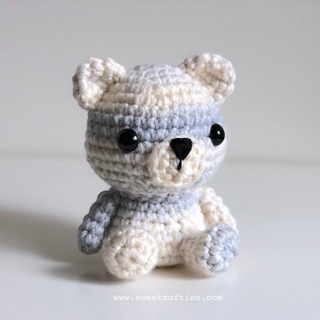 Free Crochet Peyton The Polar Bear Amigurumi Doll Pattern