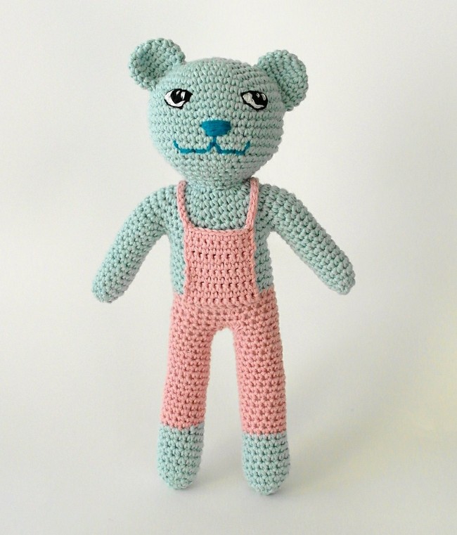 Free Crochet Polar Bear In Overalls Pattern
