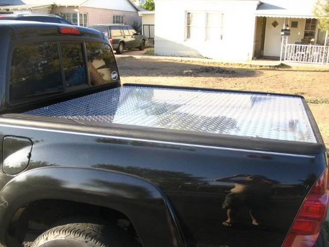 Home Made Diamond Plate Tonneau Cover