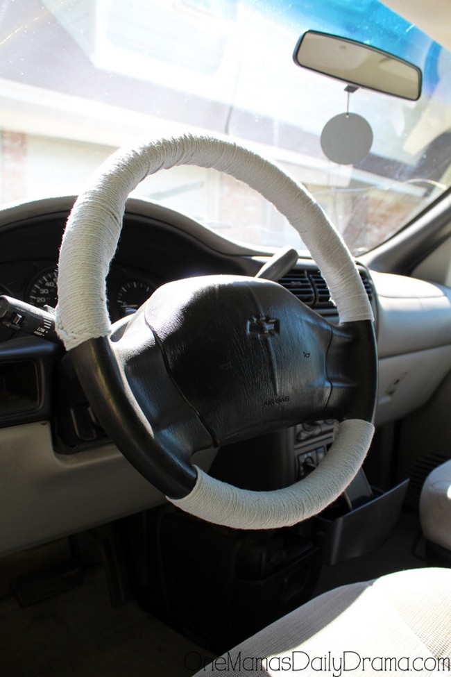 How To Make A Quick & Cute Steering Wheel Cover