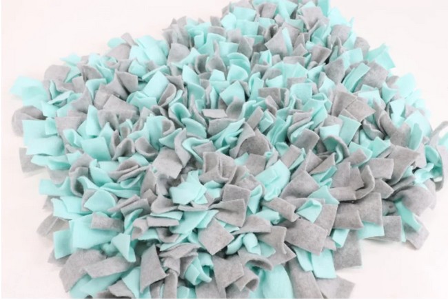DIY Snuffle Mat For Dogs 1