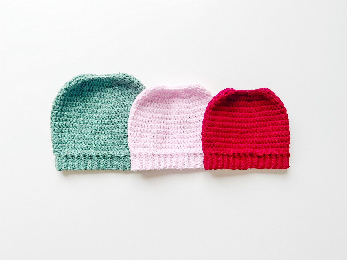 17 Free Crochet Ponytail Hat Patterns - DIYsCraftsy