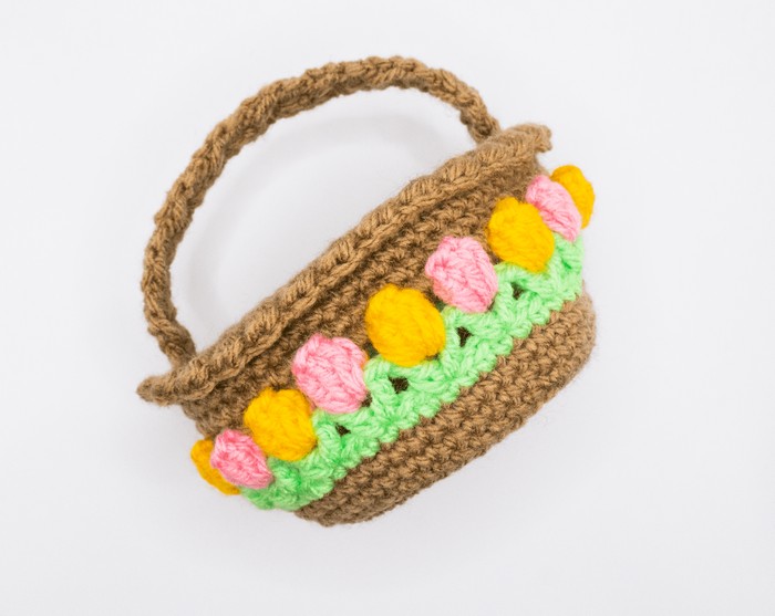 Crochet Tulip Basket