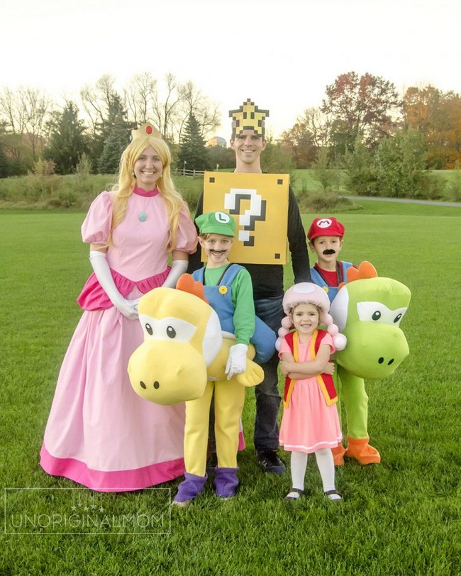 DIY Family Mario Halloween Costumes
