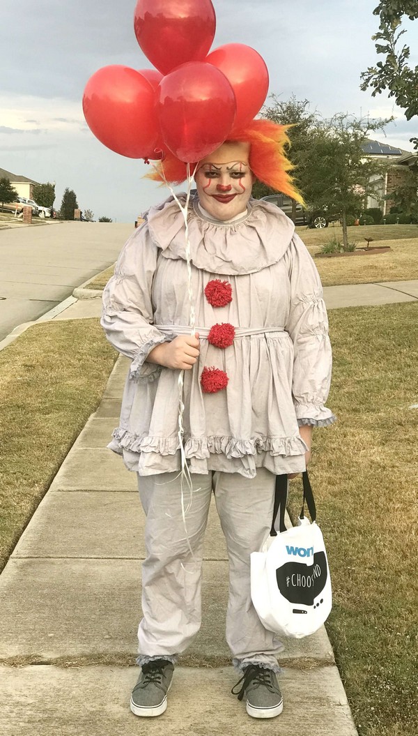 DIY Easy Pennywise Clown Costume