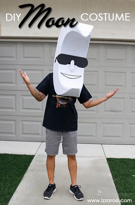 Oversized Moon Head