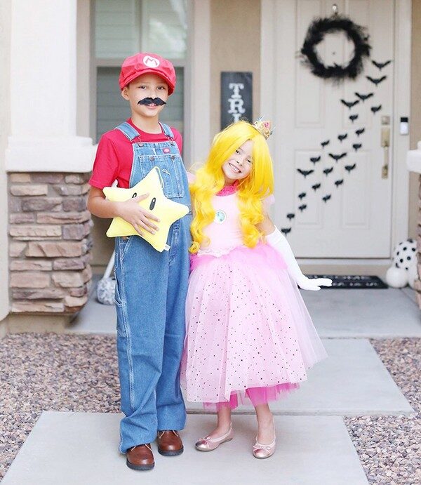 Super Mario Family Halloween Costumes