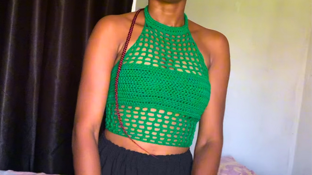CROCHET-MESH-HALTER-TOP-Beginner-friendly-tutorial-1