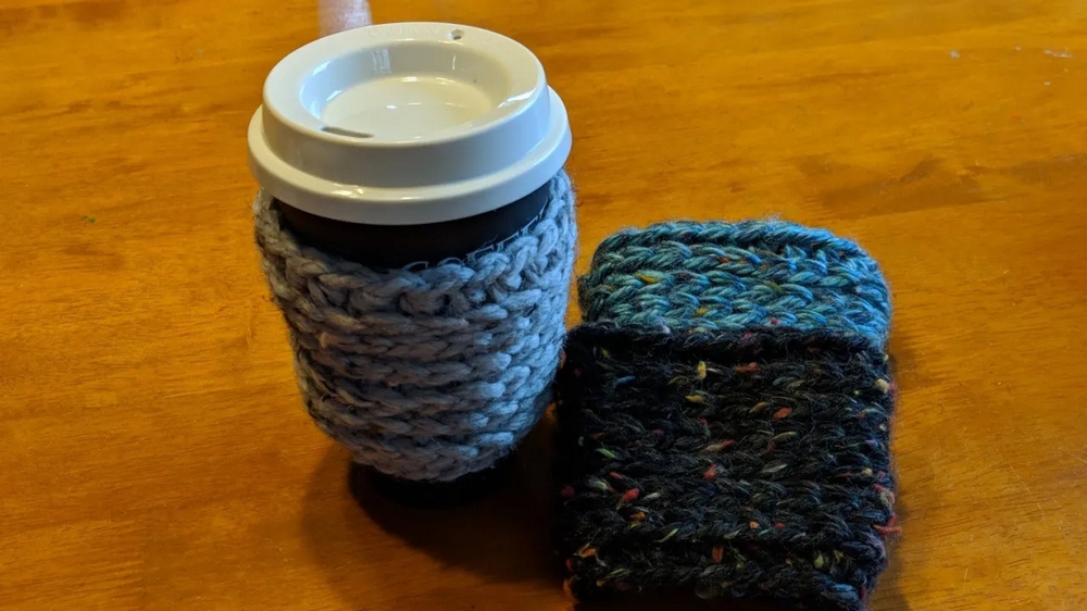 Quick and Easy Crocheted Cup Cozy 1