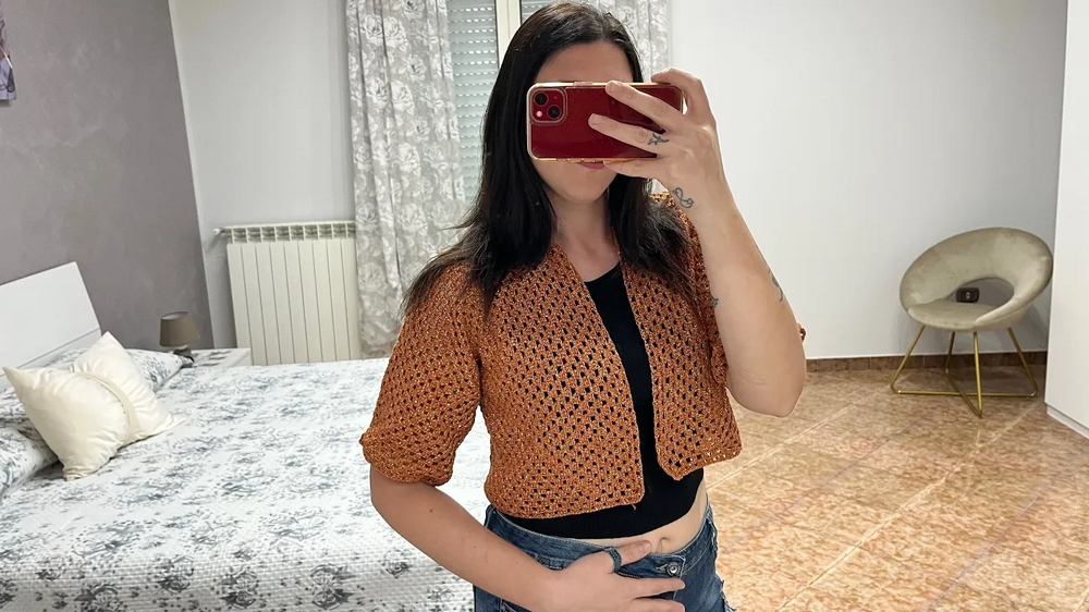 Casual Crochet Short Cardigan Pattern 1