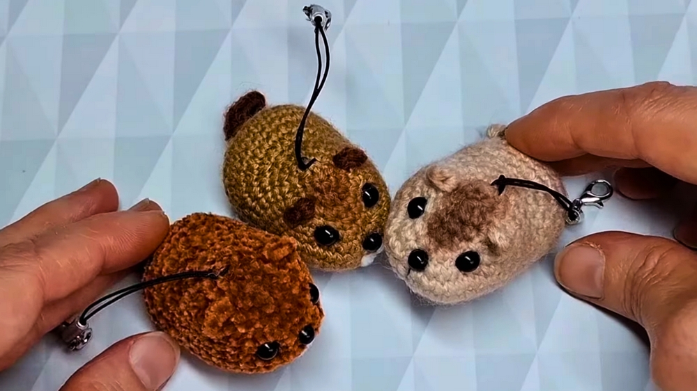 Crochet Beaver Acrylic Keychain 1